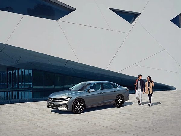 高速NOA上车科技配置升级 一汽-大众迈腾2026款焕新上市