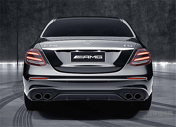 435马力、4MATIC+加持 奔驰AMG E53卖94.88万不算贵！