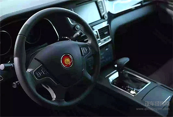 全国首家红旗体验中心落成开业 红旗“心”中的新时代