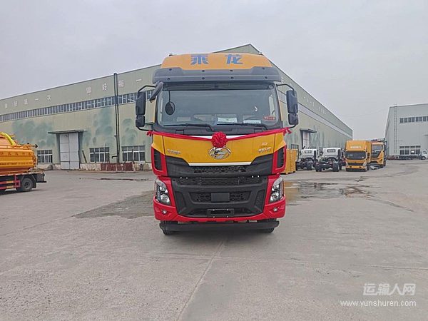 城市管網(wǎng)守護(hù)者上線！乘龍H5清洗吸污車實(shí)力護(hù)航民生健康