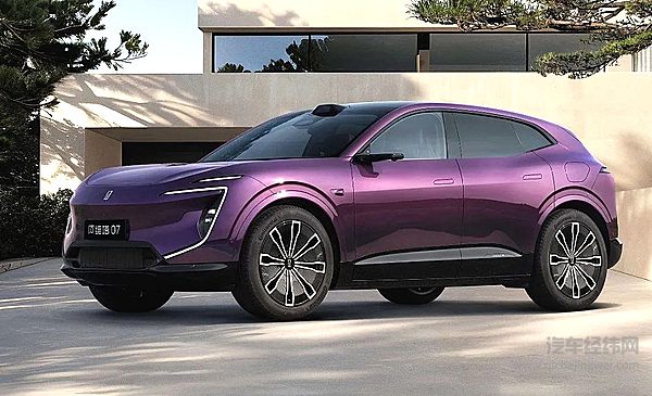 纯电SUV巅峰对决！阿维塔07与极氪7X谁更强？