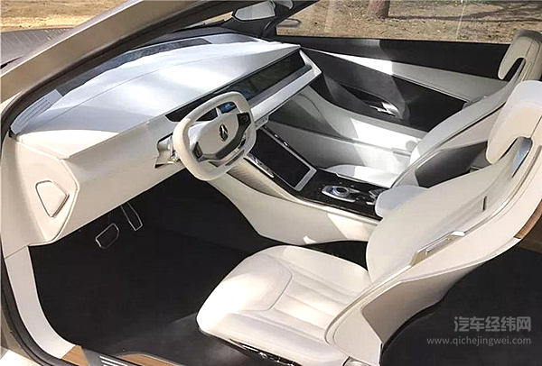 清华花10亿打造的SUV！比奔驰还漂亮，车里能围一起打麻将