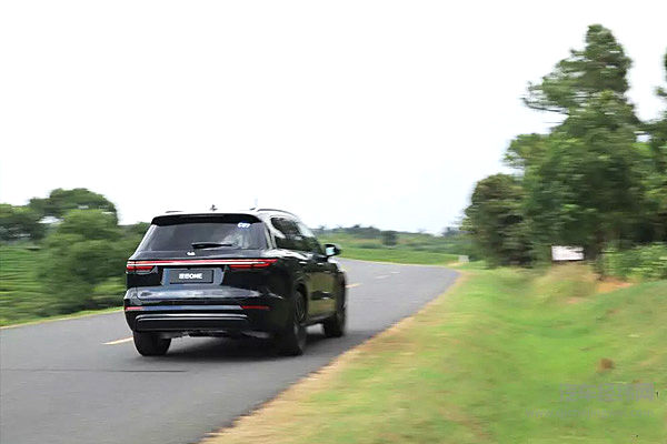 电动理想 烧油有理？