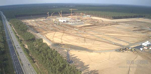 特斯拉公布上海工厂进展 Autopilot走向4D