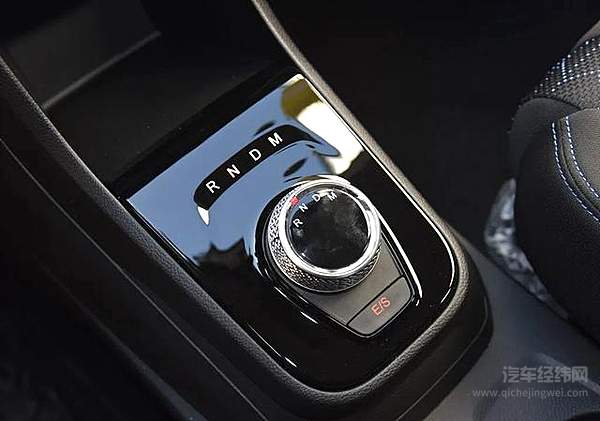 “PRND”都放在哪了？各种车型换挡方式大集合