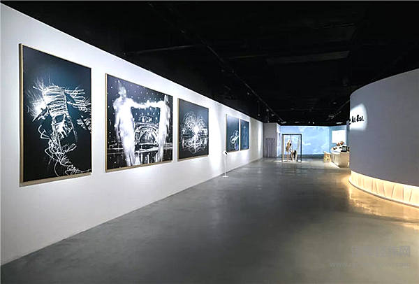 雷克萨斯ES：让有趣的灵魂住进好看的“皮囊”！