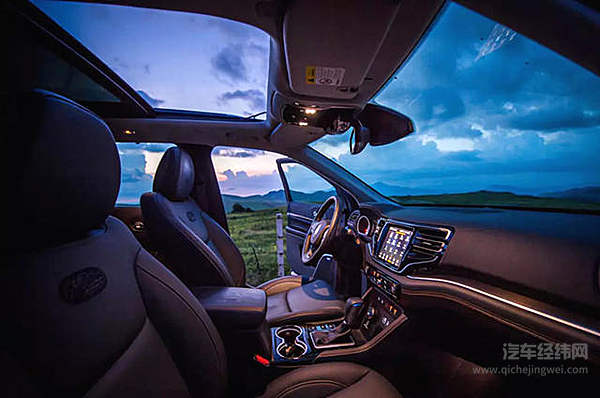 全新Jeep“大”指挥官：空出一排位置让你随意折腾！