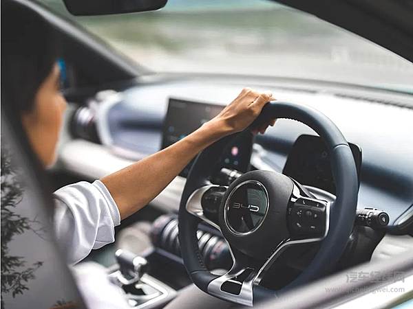 比亚迪不断推动绿色出行