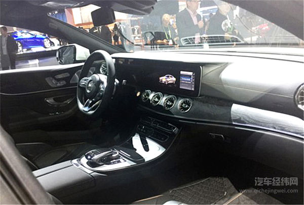 奔驰北京车展阵容 新一代A级三厢版领衔