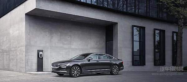 拼配置、拼价格 新款沃尔沃S90售价下探40万元