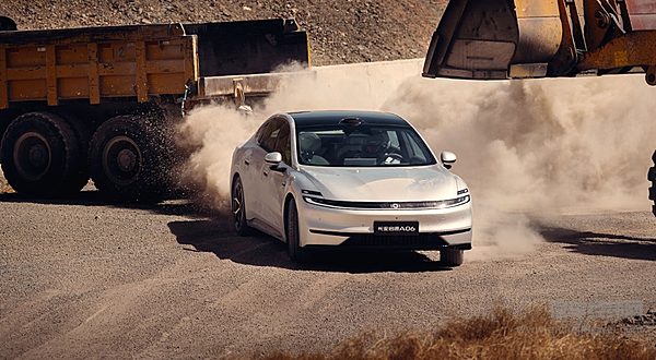 10万级纯电轿车二选一 阿尔法S5与启源A06谁更强？