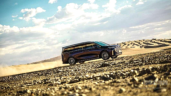 抢先预订 东风汽车2024款新岚图梦想家即将上市 