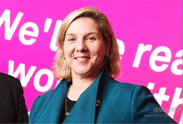 特斯拉任命Robyn Denholm为董事长 取代埃隆·马斯克