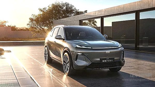 10万出头的预算 长安UNI-Z与星舰7该选谁？