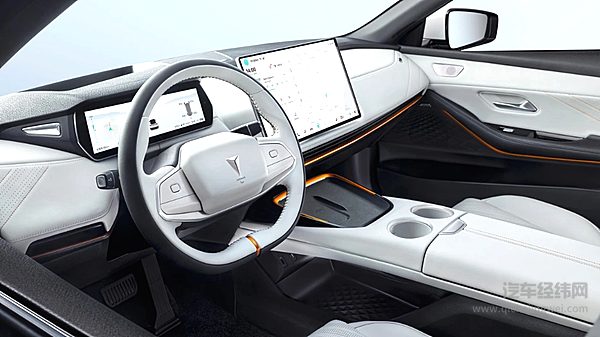 国产增程式电动轿车二选一 东风eπ007为何比深蓝SL03更划算？