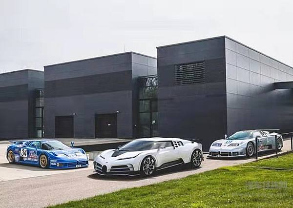 限量布加迪售价800万欧元 相当于买了一架飞机！