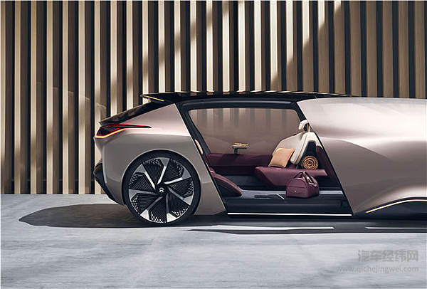 蔚来ES8六座版亮相北京车展 三位诺奖得主领衔思想盛宴