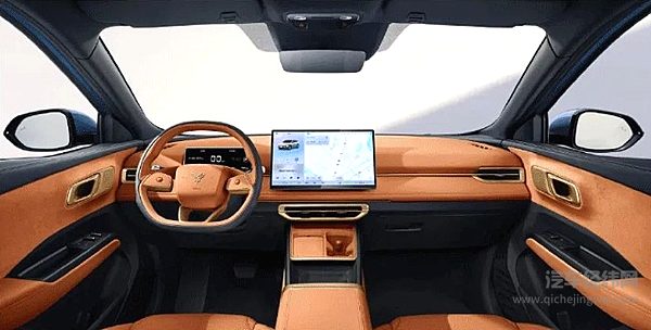 哪吒X首批量产车正式下线啦 预计10月上市 实现上市即交付