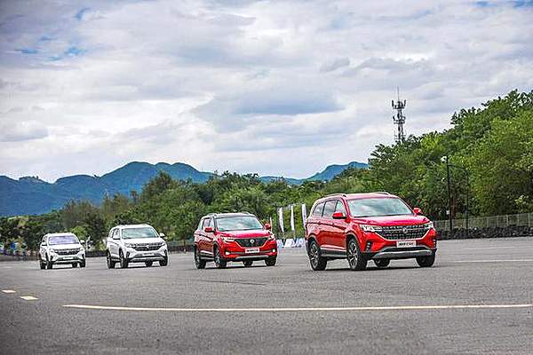 满足年轻化需求 2021款东风风行T5上市