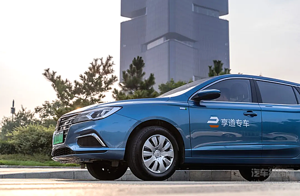 上汽发布2024半年报 盈利66.3亿/上汽集团1-8月份累计销售新能源汽车61.9万辆