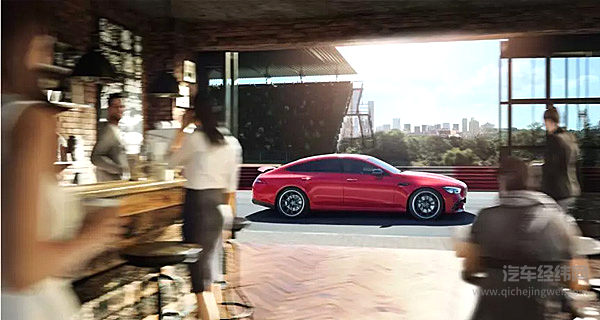 全新AMG GT四门跑车：我想开你去繁忙的CBD，然后去赛道挑战自己