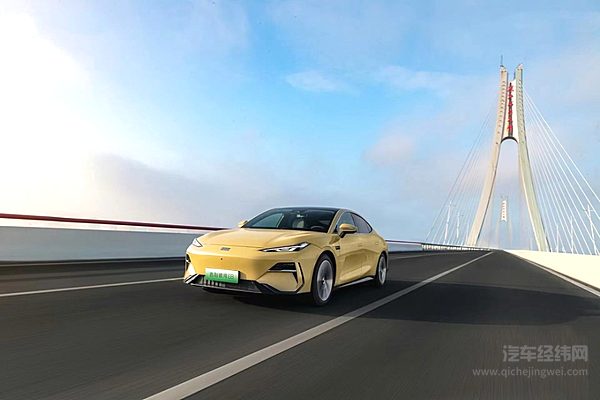 纯电中大型轿车对决 银河E8能用实力阻击汉EV？