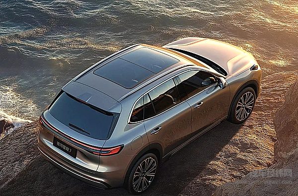 宋PLUS DM-i实力强悍 星舰7 EM-i能靠性价比获胜？