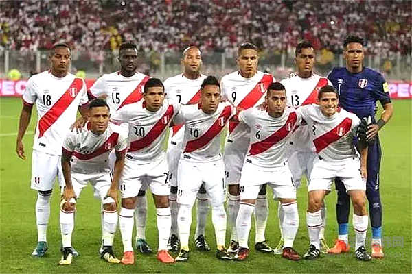 2018世界杯，汽车和足球是如何搭配呢？