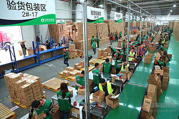 一汽解放快速抢占快递运输市场有“绝招”