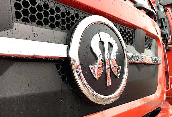 百公里气耗仅21.61公斤！重汽新斯太尔芯动430 LNG牵引车闪耀西安