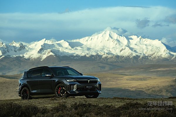 插混与增程的对决 岚图能否挑战领克08 EM-P？