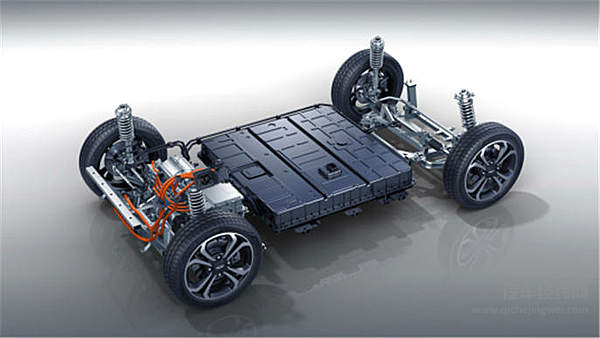 补贴退坡加快技术升级 2019款小蚂蚁跑起来！