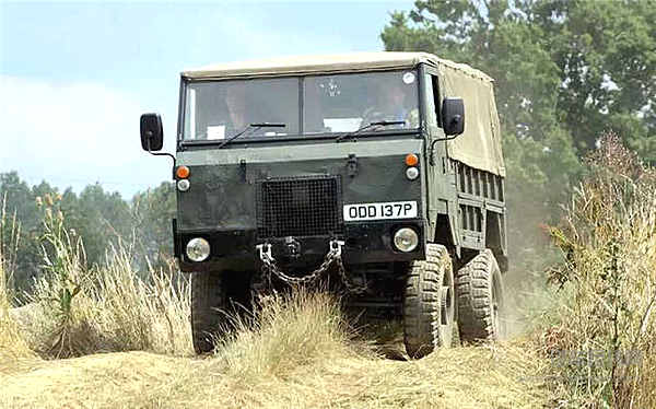 路虎走过70年风雨艰程，每一部车都有自己的故事