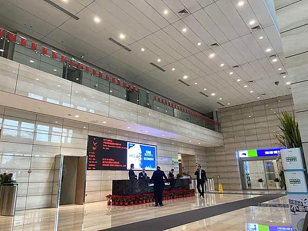 力帆中心LFC大堂，力帆置业和力帆财务都在此办公