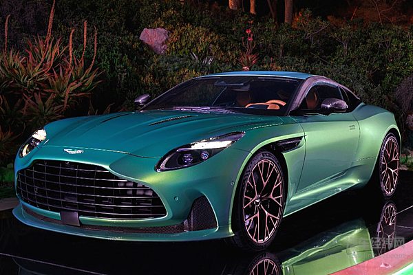 并购领域的大玩家 吉利增持阿斯顿·马丁股份的目的是什么？