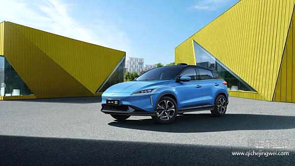 小鹏汽车的自动驾驶技术如何？会趋同于特斯拉吗？