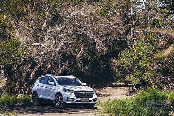 骏派D80能否顺利接过夏利的交接棒？！