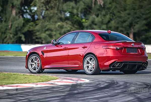 记录收割器，阿尔法·罗密欧