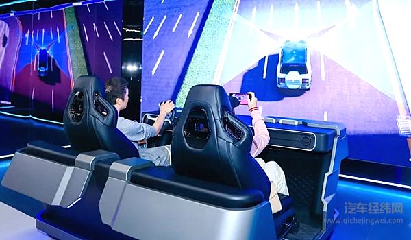 全国首个！比亚迪新能源汽车科普馆于郑州开馆