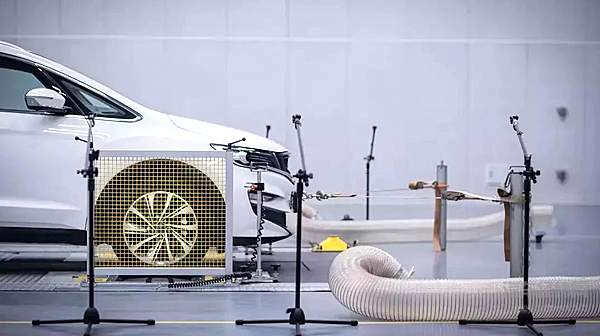 Smart合资公司落地 中国汽车不再跪着