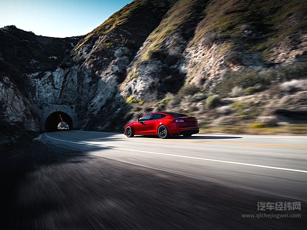 续航焦虑尚未解决 假期期间新能源补能困难将成为常态？