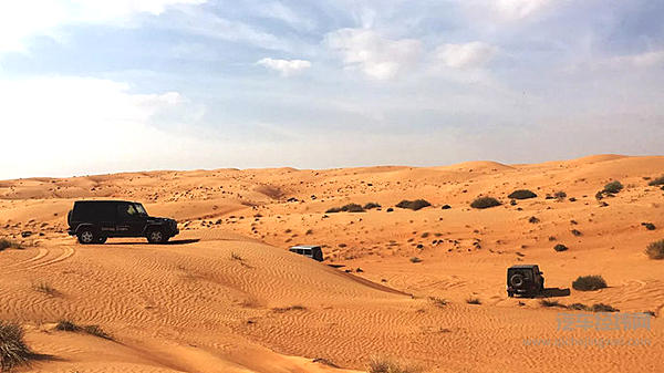 把不可能变为可能 梅赛德斯-奔驰G级越野车身怀绝技