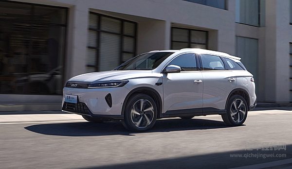 11万级插SUV双雄对决：银河L7 EM-i与海狮05 DM-i谁更强？