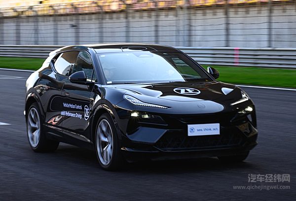 采埃孚科技日让人们看到了什么？