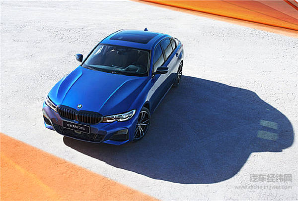 全新宝马3系上线 运动、豪华两不误！