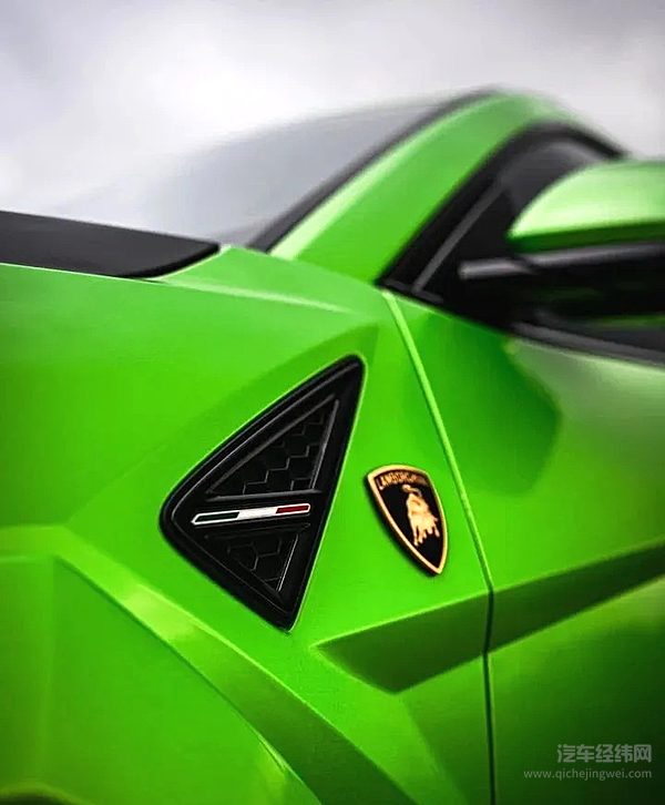 兰博基尼URUSMANSORY定制版