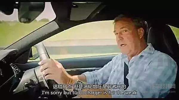 对新卫士来说 V8是给自己准备的