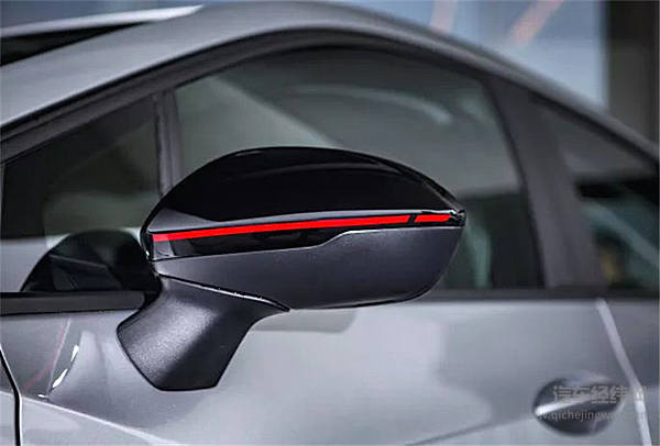 冲着年轻人来的雪佛兰Redline气场两米八！