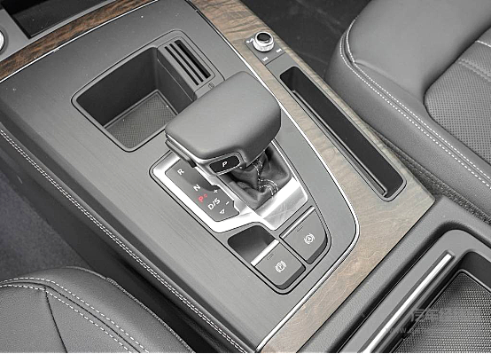 同为中型SUV 奥迪Q5L与丰田汉兰达的区别有多大