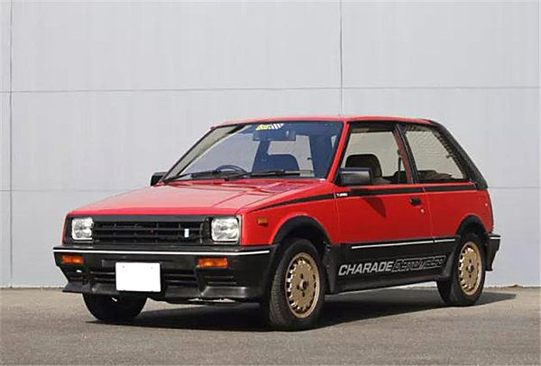 当日系车企强撩欧洲品牌，画风竟如此不堪